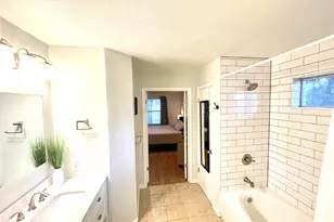 2917 Allison Dr, Austin, TX 78741 - Photo 8