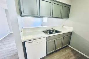 3702 S 2nd St, Austin, TX 78704 - Photo 8