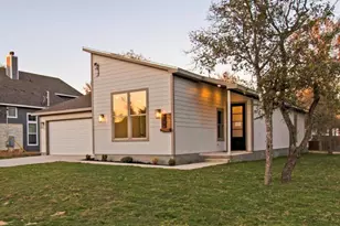 346 Nene Ln, Bastrop, TX 78602 - Photo 2