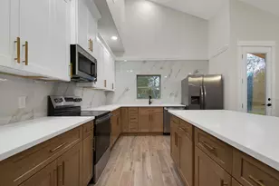 346 Nene Ln, Bastrop, TX 78602 - Photo 16