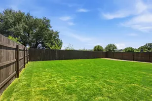 1636 Flying Horseshoe Bnd, Georgetown, TX 78628 - Photo 30