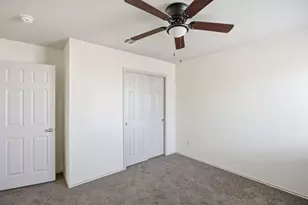 408 Azurite Dr, Jarrell, TX 76537 - Photo 16