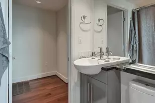 300 Bowie St, Austin, TX 78703 - Photo 20