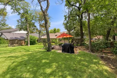 1904 Stoneridge Road, Austin, TX 78746 - Photo 32
