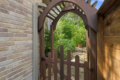 1904 Stoneridge Road, Austin, TX 78746 - Photo 36