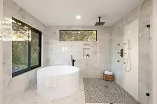 10701 Scotland Well Dr, Austin, TX 78750 - Photo 18