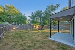 10701 Scotland Well Dr, Austin, TX 78750 - Photo 26