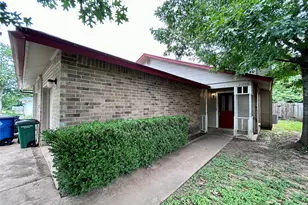 2103 Courtney St, Austin, TX 78745 - Photo 2