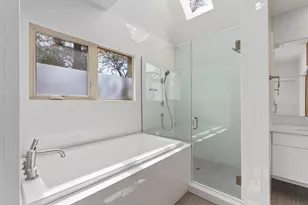 33 Long Creek Rd, Austin, TX 78737 - Photo 20