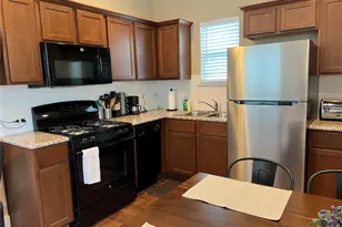 911-B Morrow St, Austin, TX 78757 - Photo 4