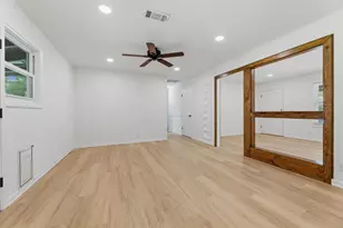 1500 Fairfield Dr, Austin, TX 78757 - Photo 12