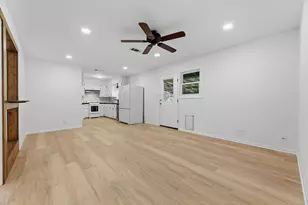 1500 Fairfield Dr, Austin, TX 78757 - Photo 10