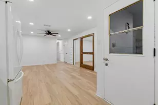 1500 Fairfield Dr, Austin, TX 78757 - Photo 16