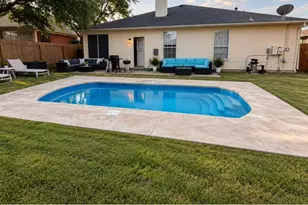 1124 Disraeli Cir, Pflugerville, TX 78660 - Photo 16