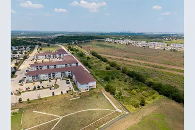 6981 McKinney Falls Parkway, Austin, TX 78744 - Photo 6
