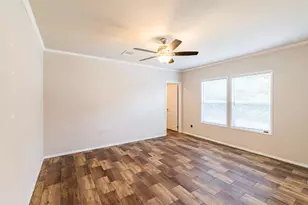 248 Wilbarger Creek Dr, Elgin, TX 78621 - Photo 16