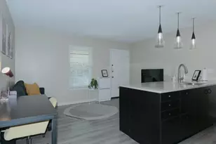 2302 East Side Dr, Austin, TX 78704 - Photo 2