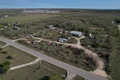 6144 Turnersville Road, Creedmoor, TX 78610 - Photo 4