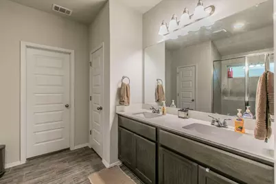 4202 Glendale Lane, Lago Vista, TX 78645 - Photo 10