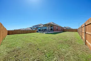 18600 Golden Eagle Way, Elgin, TX 78621 - Photo 38