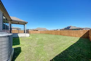 18600 Golden Eagle Way, Elgin, TX 78621 - Photo 40
