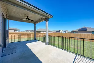 18600 Golden Eagle Way, Elgin, TX 78621 - Photo 36