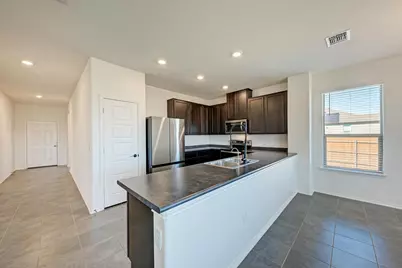 18600 Golden Eagle Way, Elgin, TX 78621 - Photo 12