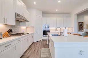 101 Christi Ct, Kyle, TX 78640 - Photo 14