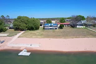 4690 River Oaks Dr, Kingsland, TX 78639 - Photo 4