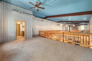 136 Red Fox Ln, Bastrop, TX 78602 - Photo 32