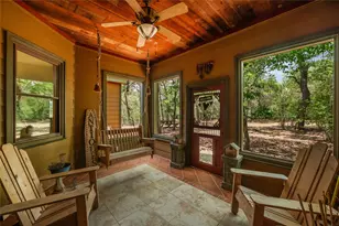 136 Red Fox Ln, Bastrop, TX 78602 - Photo 24