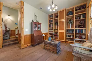 136 Red Fox Ln, Bastrop, TX 78602 - Photo 12