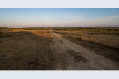 1096 County Road 447, Waelder, TX 78959 - Photo 10