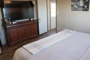 1096 Co Rd 447, Waelder, TX 78959 - Photo 30