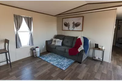 1096 County Road 447, Waelder, TX 78959 - Photo 24