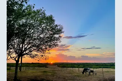 1096 County Road 447, Waelder, TX 78959 - Photo 6