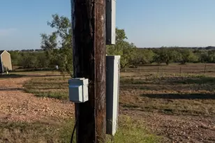 1096 Co Rd 447, Waelder, TX 78959 - Photo 22
