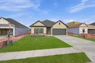 132 Wind Hl, Jarrell, TX 76537 - Photo 2