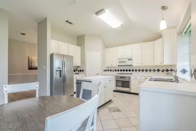3310 Flower Field Lane, Pearland, TX 77584 - Photo 10