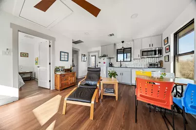 153 Cr 491 Road, Coupland, TX 78621 - Photo 16