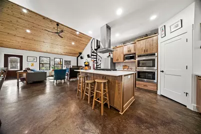 153 Cr 491 Road, Coupland, TX 78621 - Photo 8