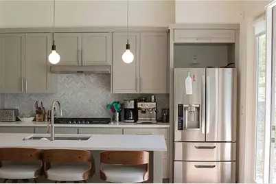 2519 Sutherland Street, Austin, TX 78746 - Photo 2