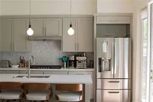 2519 Sutherland St, Austin, TX 78746 - Photo 2