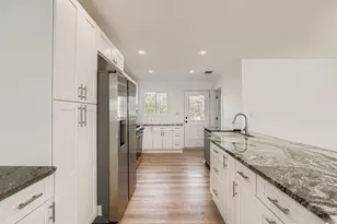 112 Tenorio St, Kyle, TX 78640 - Photo 4