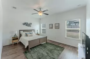 188 Shale Cir, Buda, TX 78610 - Photo 10