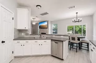 504 Chaparral Dr, Leander, TX 78641 - Photo 10
