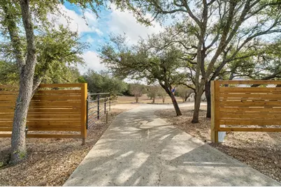 1021 Westland Ridge Road, Dripping Springs, TX 78620 - Photo 2