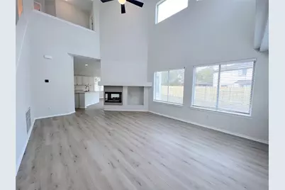 9622 Woodvale Drive, Austin, TX 78729 - Photo 6