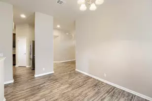 18828 Leigh Ln, Pflugerville, TX 78660 - Photo 6