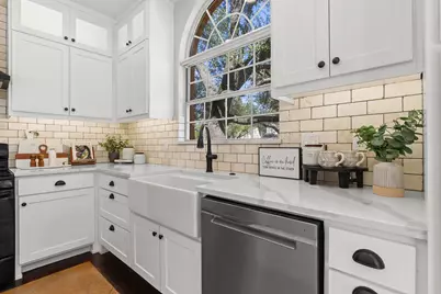 1300 Roadrunner Drive, Cedar Park, TX 78613 - Photo 8